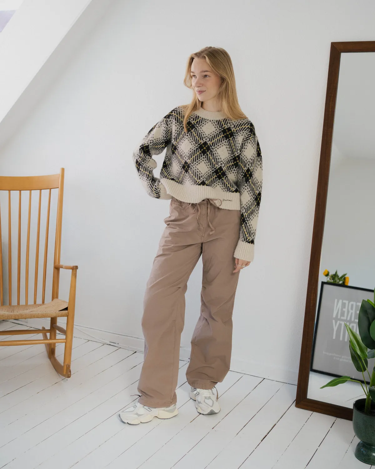 Check Wool Oversized Pullover - Egret