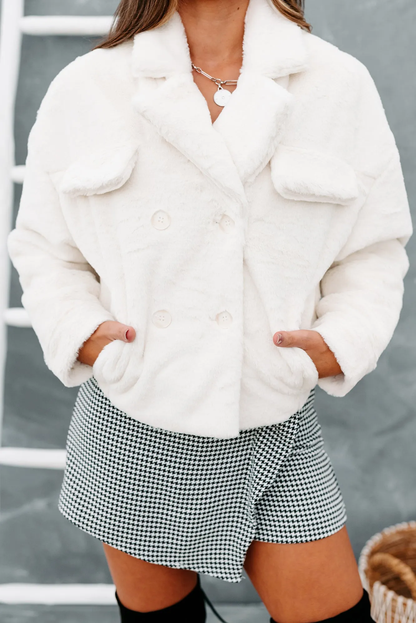 Fur-Ever Chic Faux Fur Jacket (Ivory)