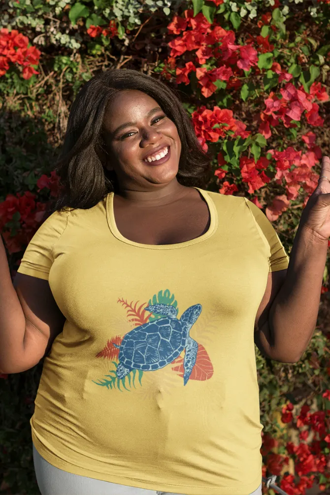 Tropical Sea Turtle Printed Scoop Neck T-shirt for women